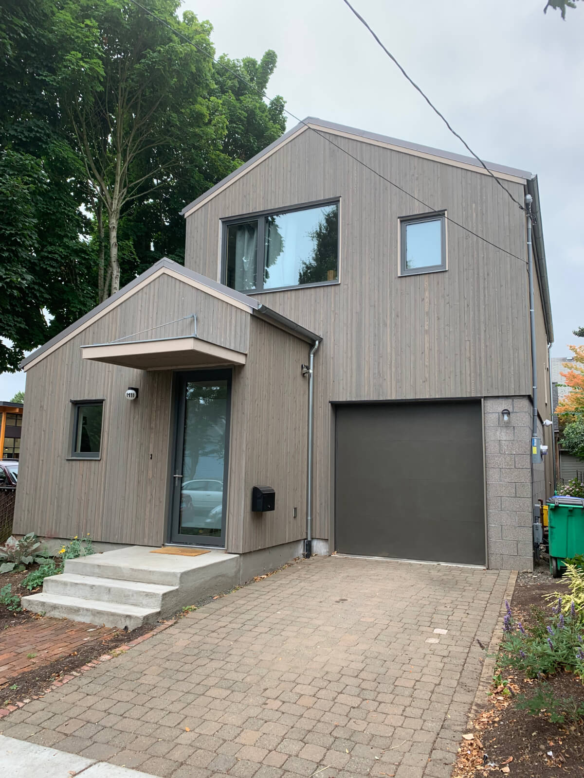 Clear Choice Construction - Continuous Seamless Aluminum Gutters