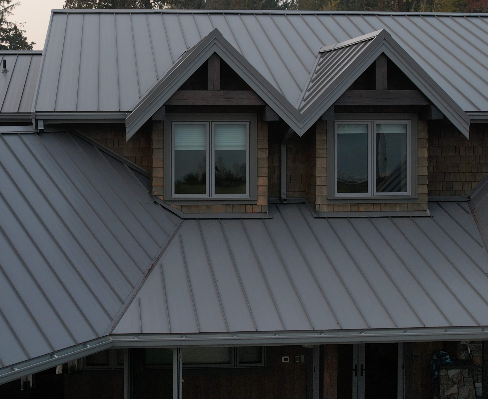 Clear Choice Construction - Continuous Seamless Aluminum Gutters - Gutter Covers